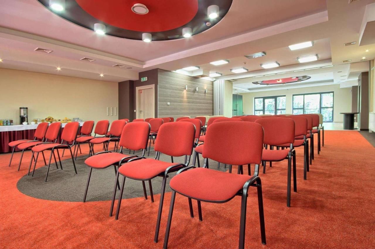 Отель Hotel Zacisze Турава-44