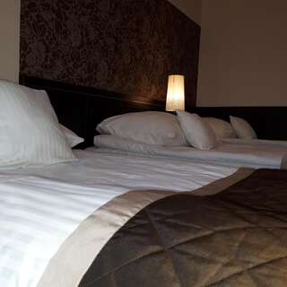 Отель Hotel Zacisze Турава Классический трехместный номер-3
