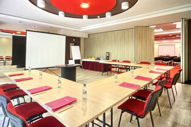 Отель Hotel Zacisze Турава-44