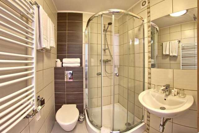 Отель Hotel Zacisze Турава-51